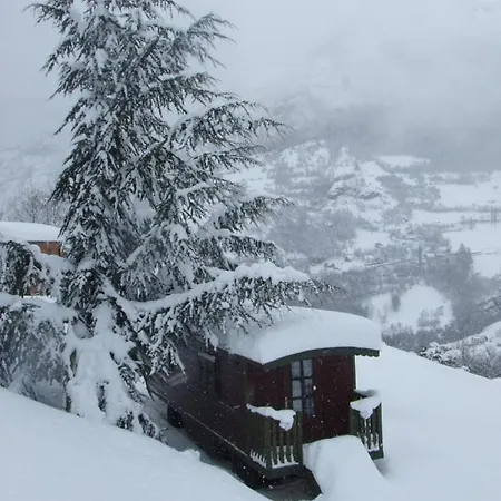Roulotte Rhododendron Domek alpejski Gèdre